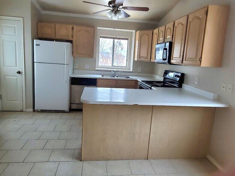 Building Photo - 1248 E 3150 N