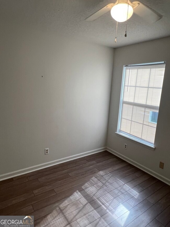 Building Photo - 308 Maggie Way
