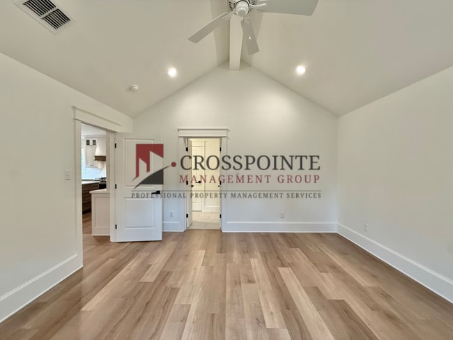 Building Photo - Beautiful 3 Bedroom 2 Bathroom Home in Winona!