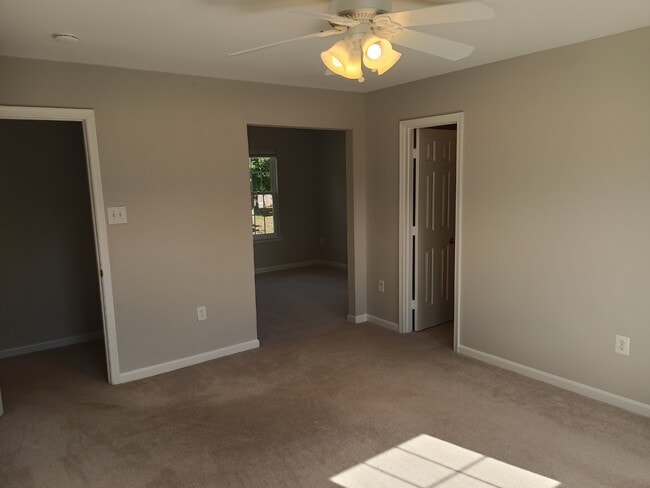 Building Photo - This charming 1,732-square-foot single-family home offers 3 bedrooms and 3 bathrooms, featuring a...