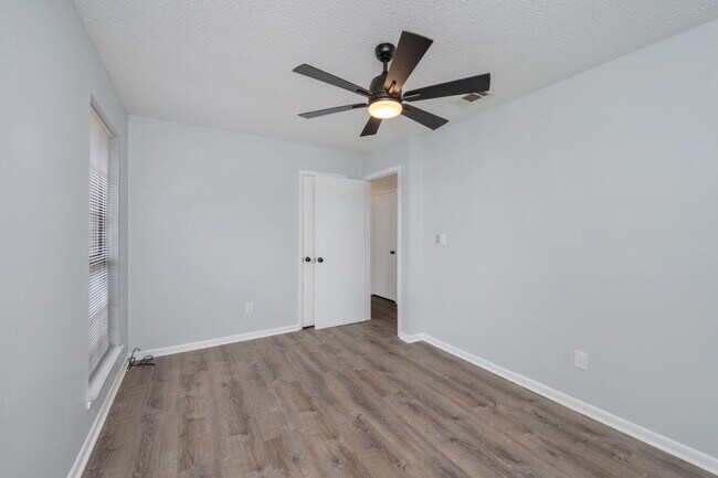Building Photo - 3504 Horne Hollow Rd