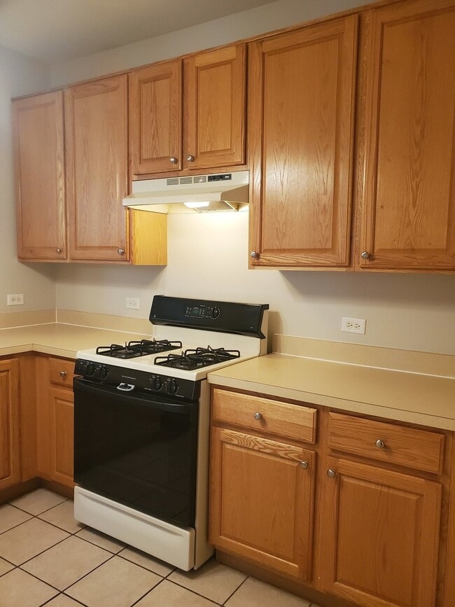 Building Photo - 1236 Brookdale Dr