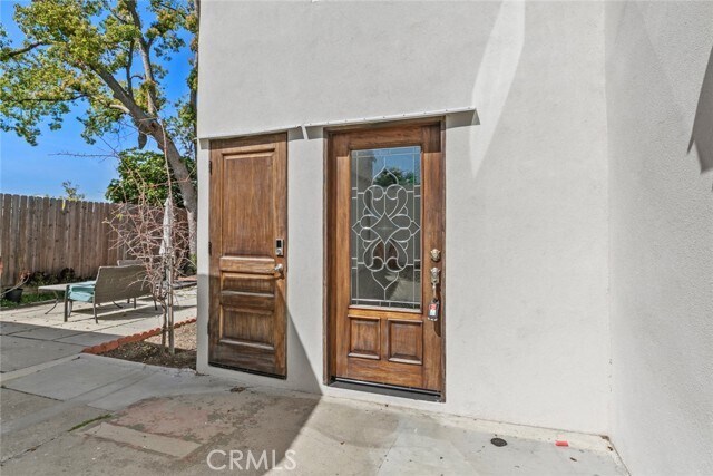 Building Photo - 10533 Fernglen Ave