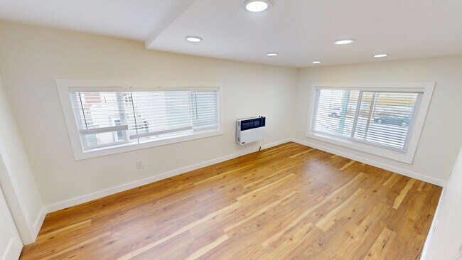 Building Photo - 1478 Seacoast Dr