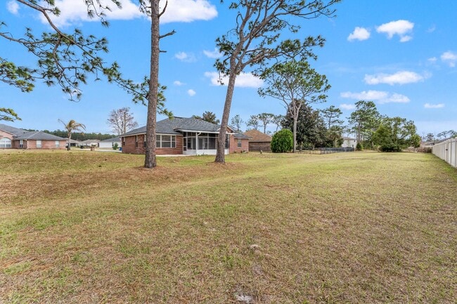 Building Photo - 15738 Northside Dr E