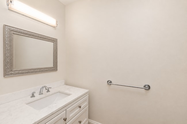 Building Photo - 31 Sandpiper Cir