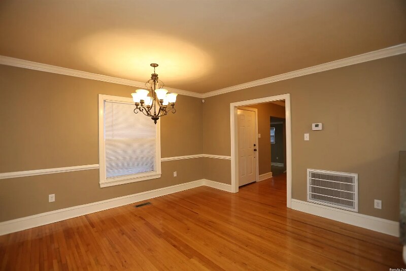 Building Photo - 6100 Cantrell Rd
