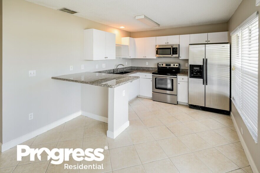Building Photo - 22723 St Thomas Cir