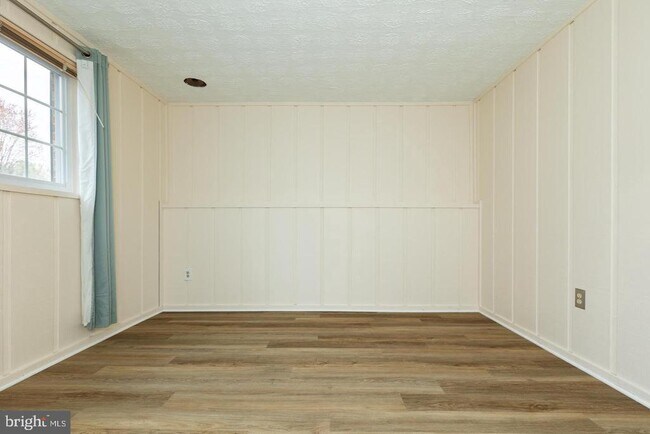 Building Photo - 1126 Riva Ridge Dr