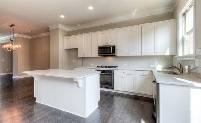 Building Photo - 2286 Mclean Chase