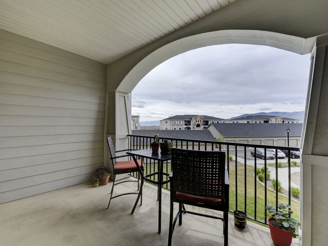 Building Photo - Condo in Saratoga Springs Available July 20th