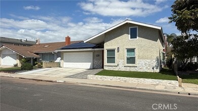 Building Photo - 4473 Dogwood Ave
