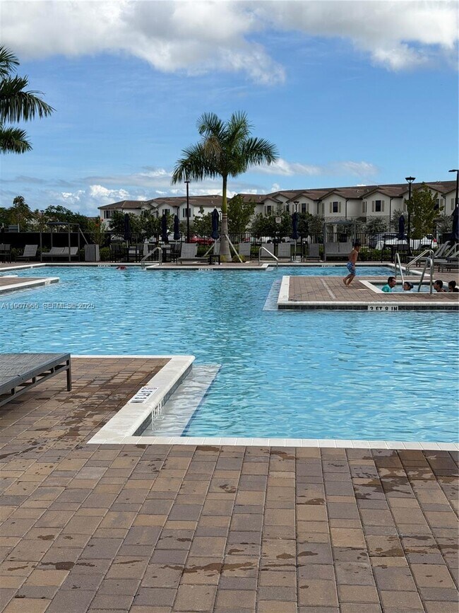 Building Photo - 12848 SW 232nd Ter