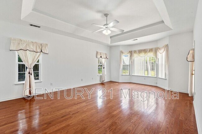 Building Photo - 790 Prairie Ln