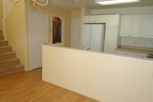 Building Photo - Wonderful 3 BD/2.5 BA in Ewa Beach!!!