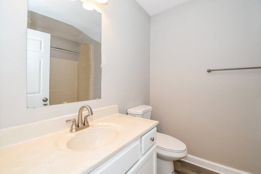 Building Photo - 2167 Wiley Oaks Ln
