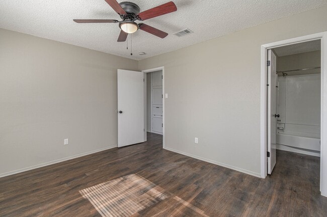 Building Photo - 3106 Raccoon Run