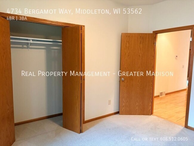 Building Photo - 4734 Bergamot Way