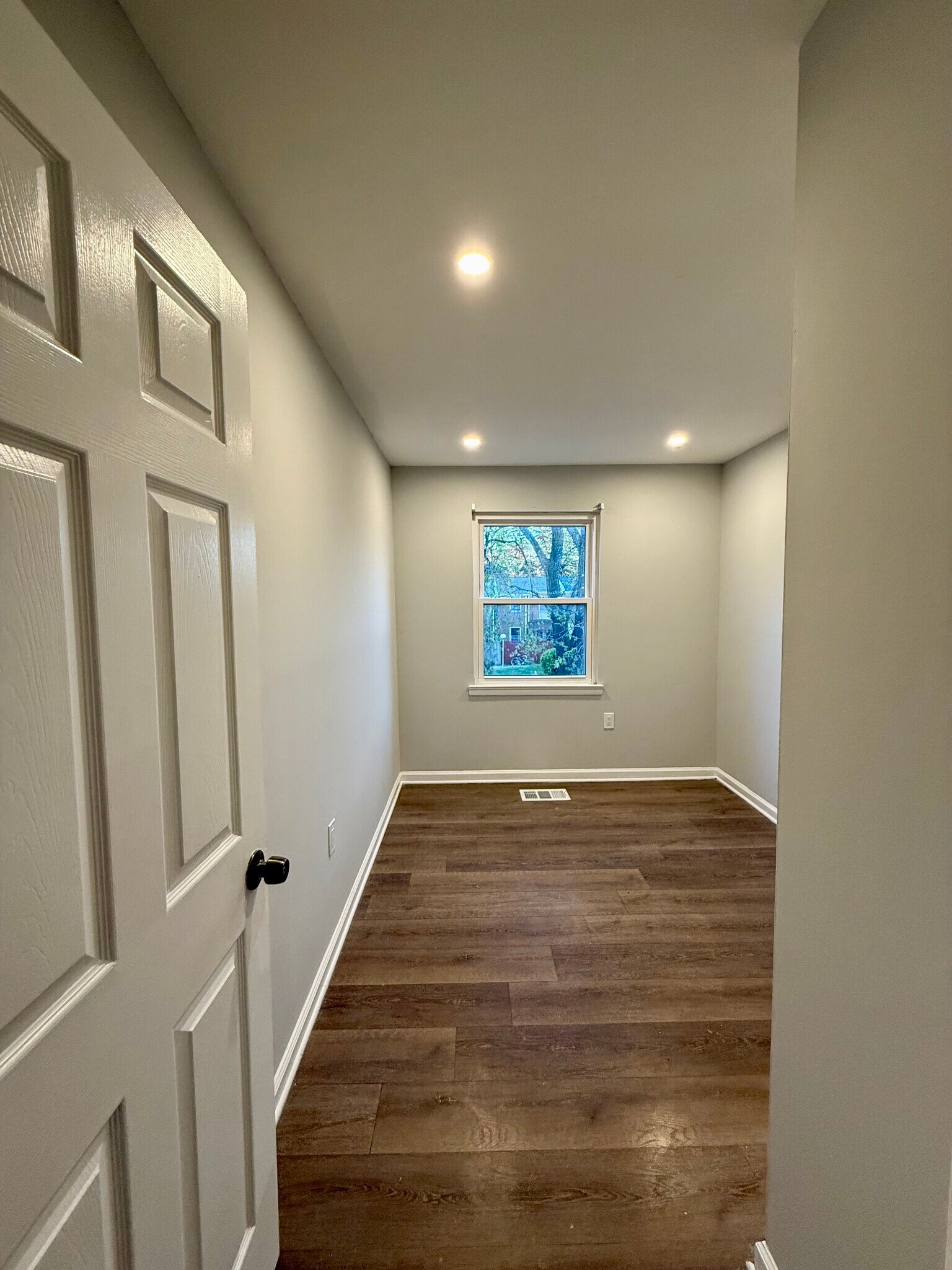 Building Photo - 238 Stevenson Sq