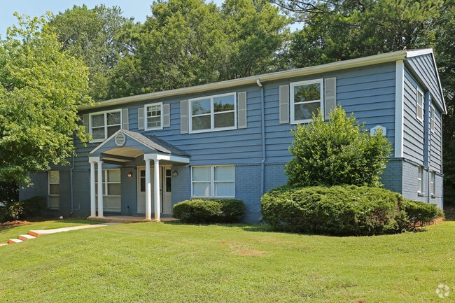 Building Photo - Kasteel At Stone Mountain