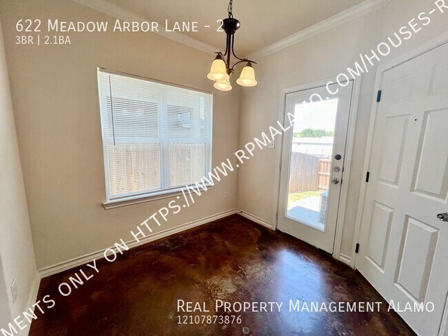 Building Photo - 622 Meadow Arbor Ln