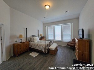 Building Photo - 835 Blue Violet