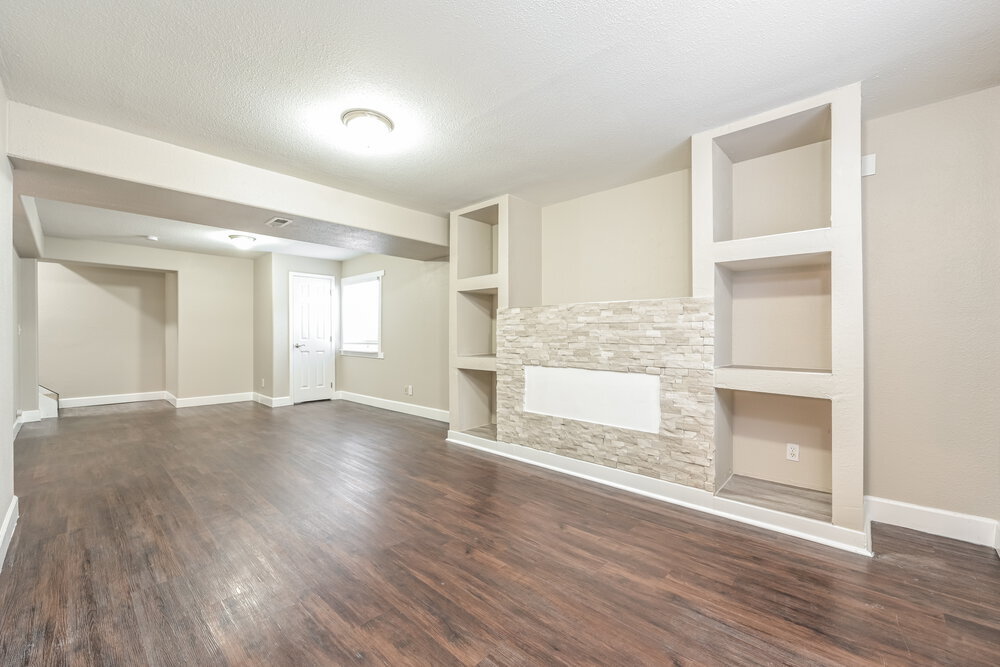 Building Photo - 24762 E Wyoming Cir