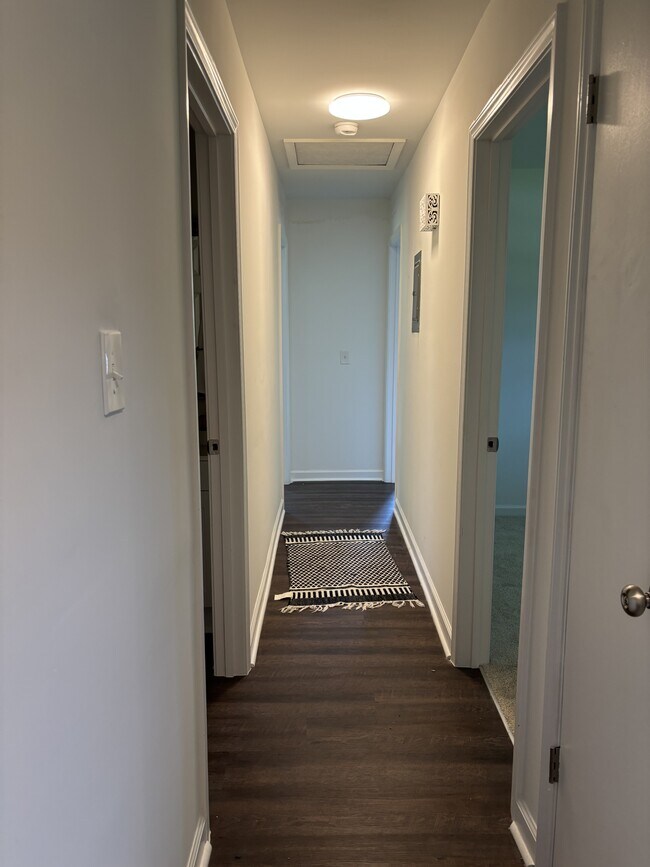 Building Photo - 1246 NC-27