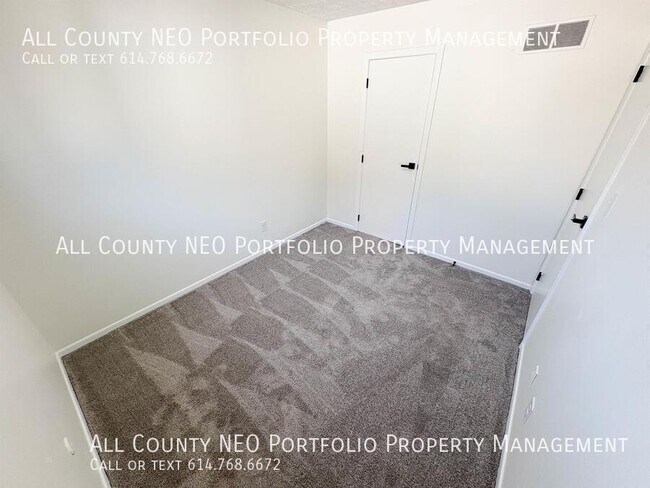 Building Photo - 231 Hamilton Ave