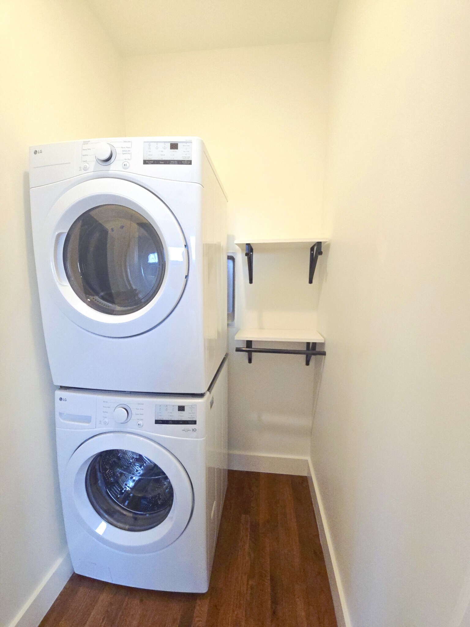 Building Photo - 1207 Lee St