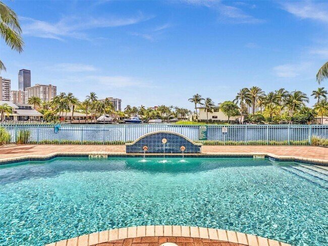 Building Photo - 201 Golden Isles Dr