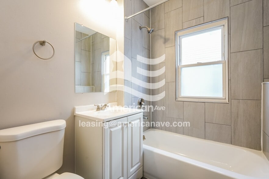 Building Photo - 2641#2641 North 49th Street, 53210; #1401166 - 1401166