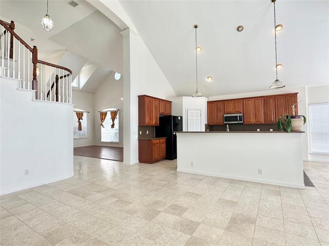 Building Photo - 4520 Avebury Dr