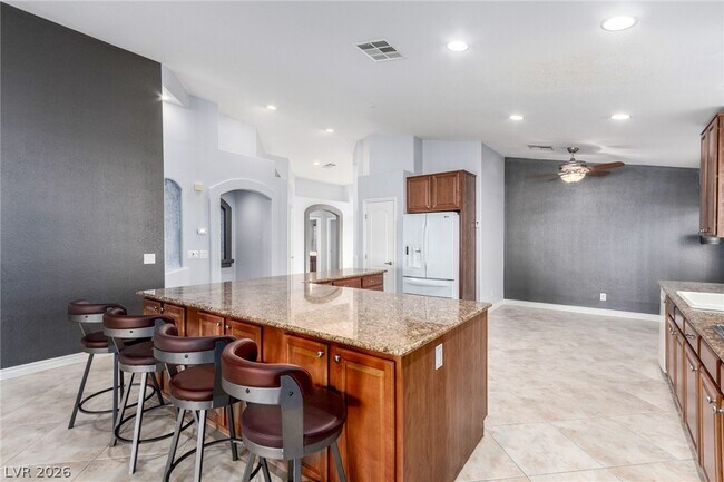 Building Photo - 3660 Toscanella Ave