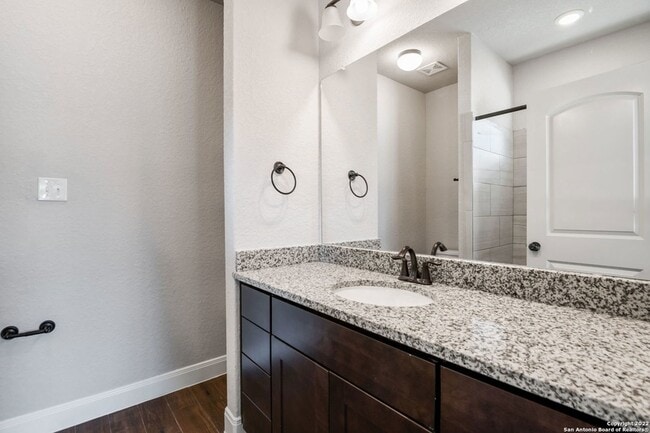 Building Photo - 2820 Puter Creek Rd