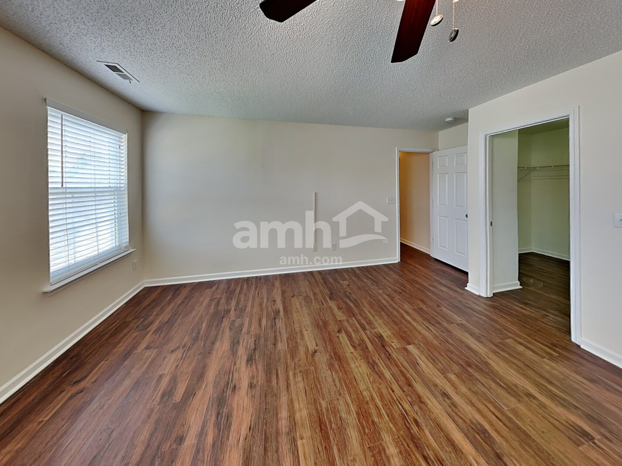 Building Photo - 4104 Hunters Trail Dr