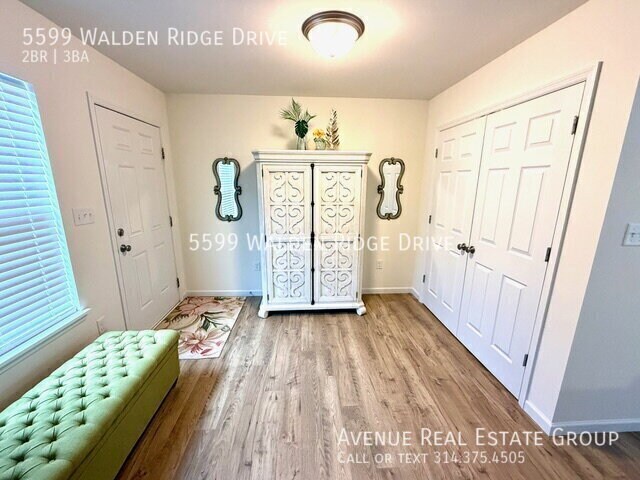 Building Photo - 5599 Walden Ridge Dr