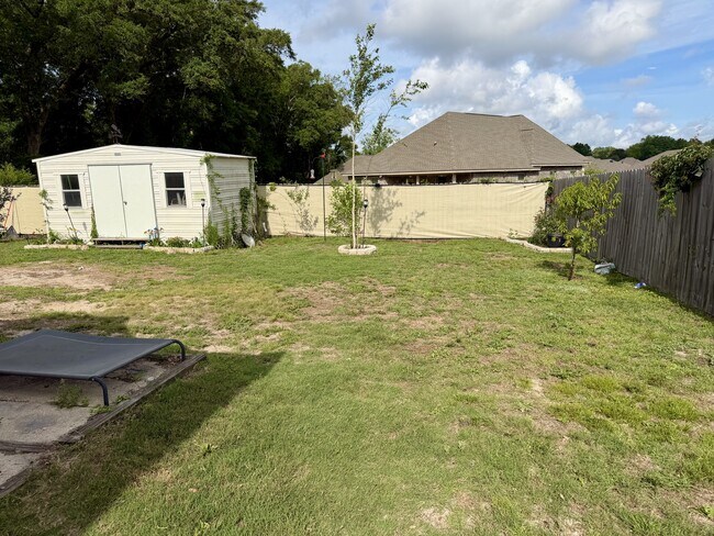 Building Photo - 4693 Ridge Pointe Dr