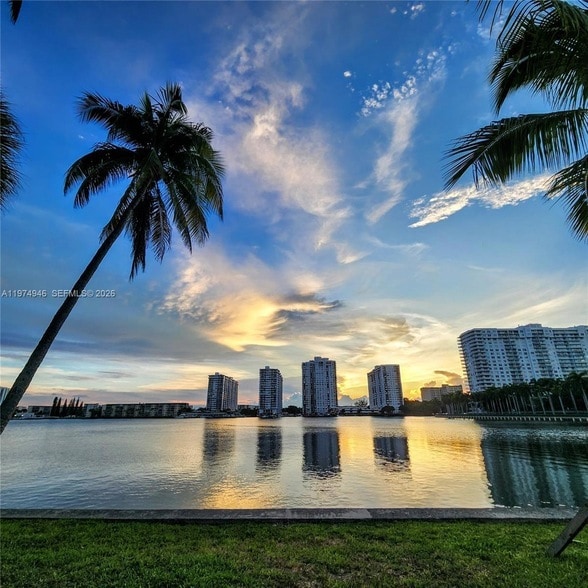 Building Photo - 18151 NE 31st Ct