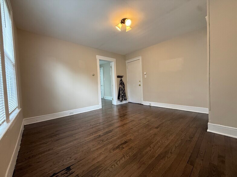 Building Photo - 38 Duke St