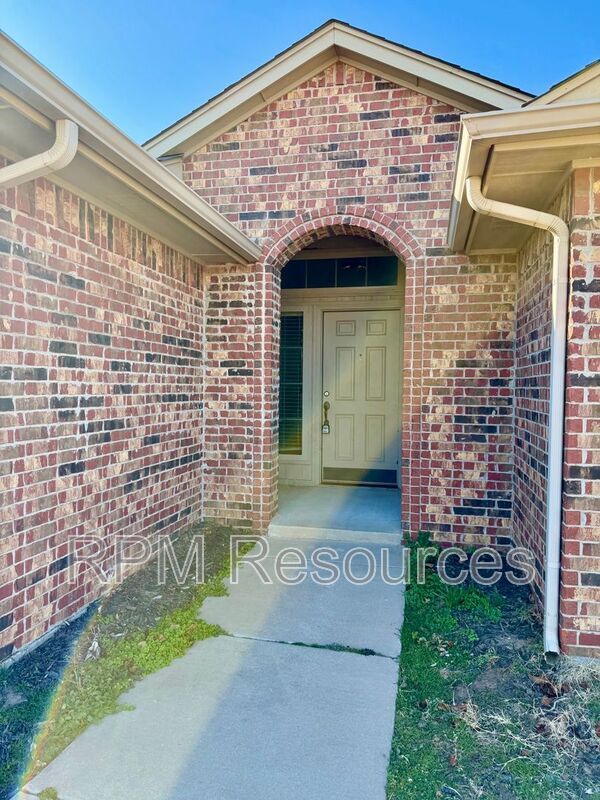 Building Photo - 5601 Sanderling Rd