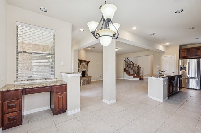 Building Photo - 11 Vershire Cir