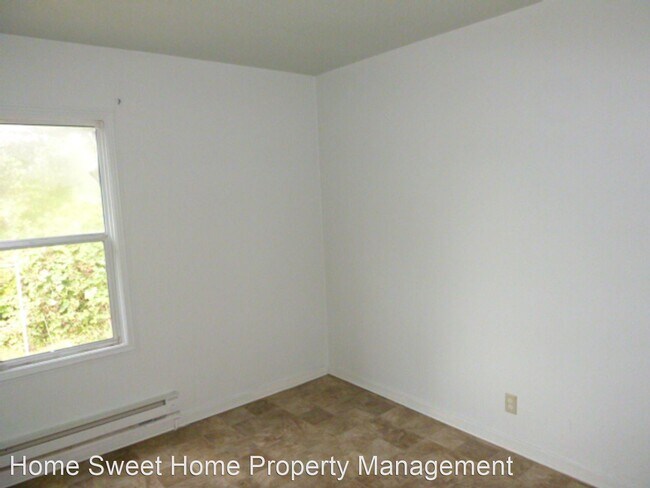 Building Photo - 2 br, 1 bath House - 4791 Forwood Ave