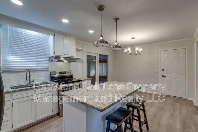 Building Photo - 4860 Cimarron Way