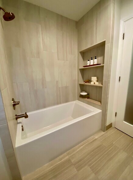 Master Bath with heated floor - 286 N Kellogg Ave