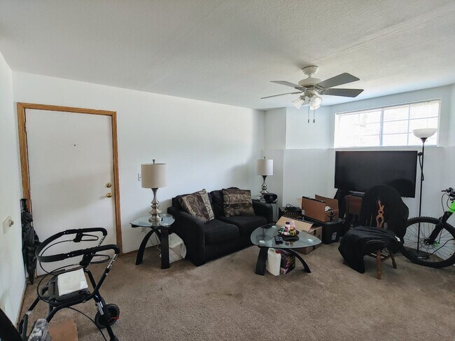 Front Room - Living space - 1344 Kentucky St