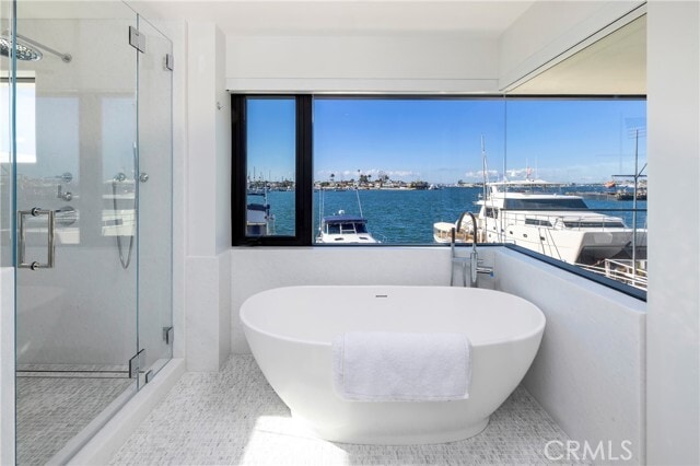 Building Photo - 130 S Bay Front