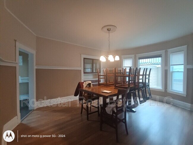 Building Photo - 519 E Ermina Ave