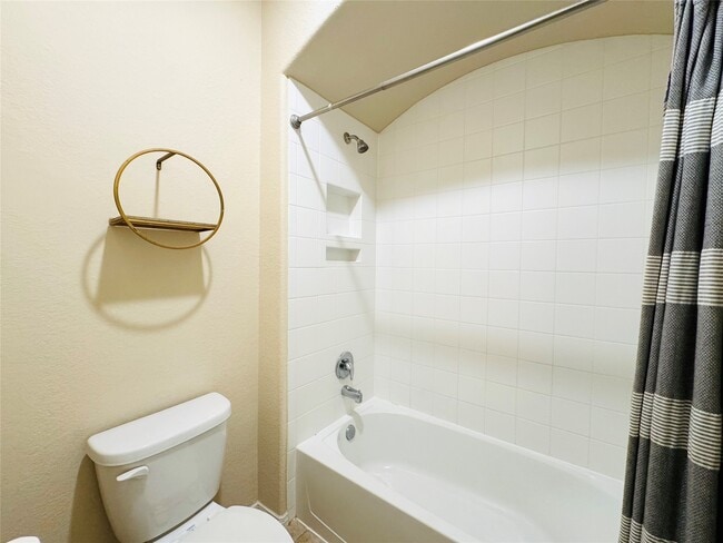 Building Photo - 23607 Tirino Shores Dr