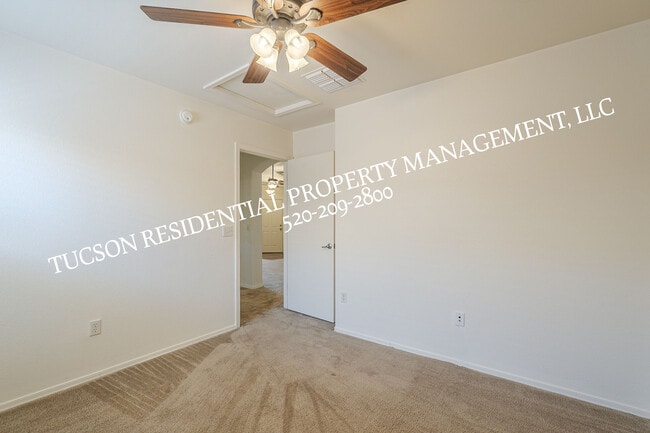 Building Photo - 6313 E Garden Stone Dr